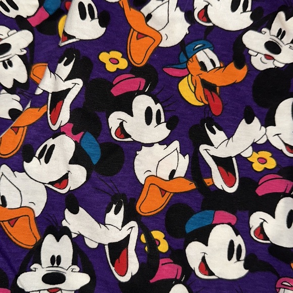 NWOT Disney Mickey & Co Leggings (Medium - 10/12) - Picture 2 of 4